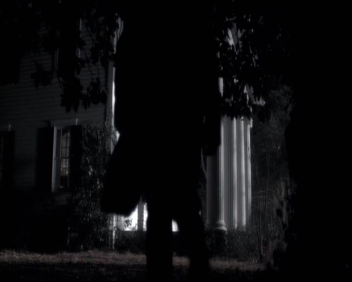 VampireDiariesWorld-dot-org_2x15TheDinnerParty0017.jpg