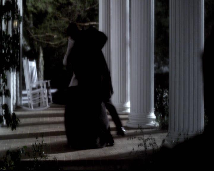 VampireDiariesWorld-dot-org_2x15TheDinnerParty0093.jpg
