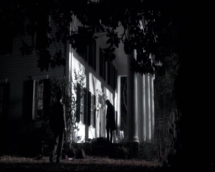 VampireDiariesWorld-dot-org_2x15TheDinnerParty0100.jpg