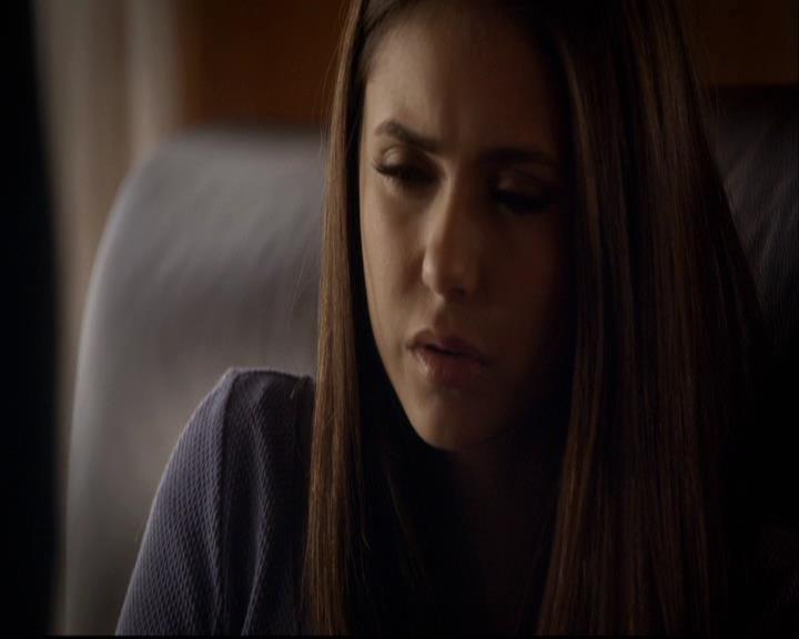 VampireDiariesWorld-dot-org_2x15TheDinnerParty0422.jpg