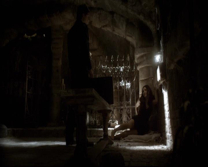 VampireDiariesWorld-dot-org_2x15TheDinnerParty0651.jpg