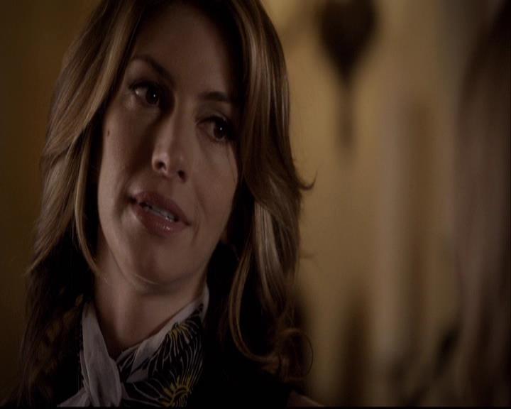 VampireDiariesWorld-dot-org_2x15TheDinnerParty0904.jpg