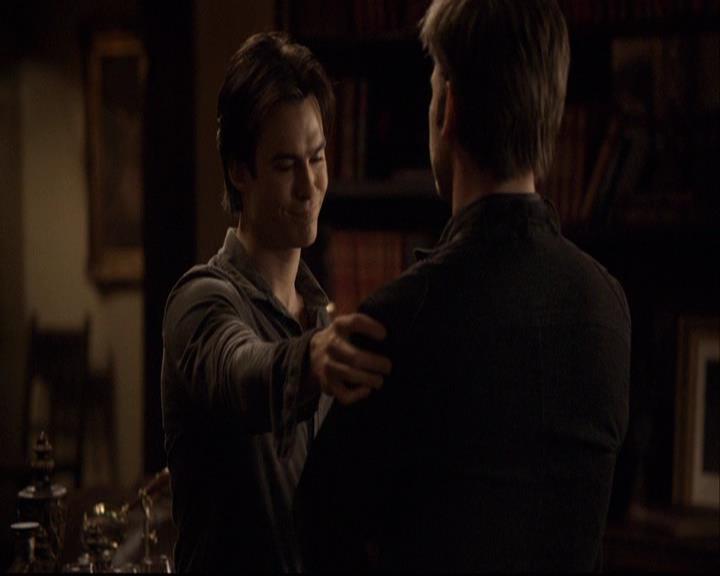 VampireDiariesWorld-dot-org_2x15TheDinnerParty0935.jpg