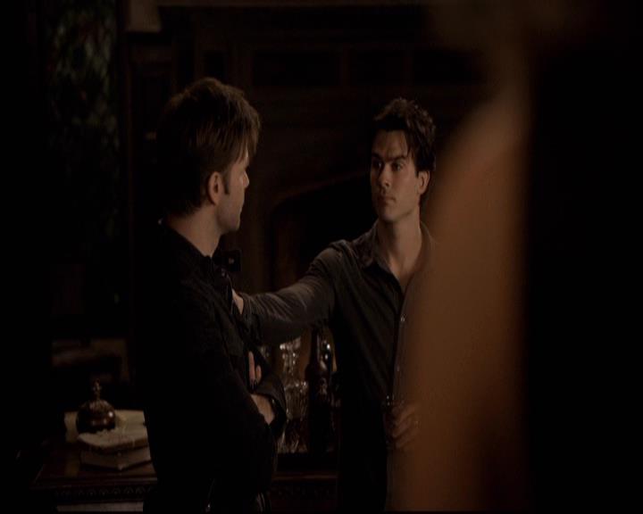 VampireDiariesWorld-dot-org_2x15TheDinnerParty0938.jpg