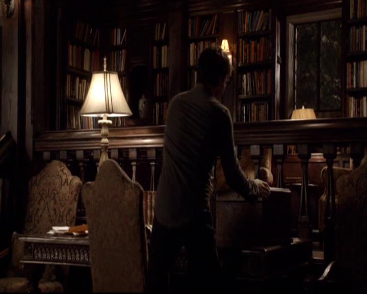 VampireDiariesWorld-dot-org_2x15TheDinnerParty0947.jpg