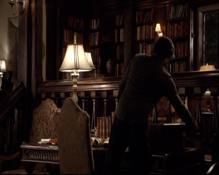 VampireDiariesWorld-dot-org_2x15TheDinnerParty0948.jpg