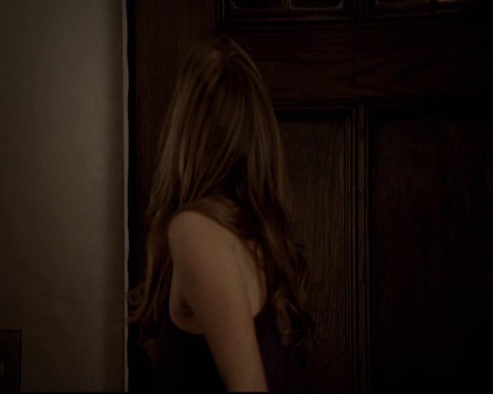 VampireDiariesWorld-dot-org_2x15TheDinnerParty0982.jpg
