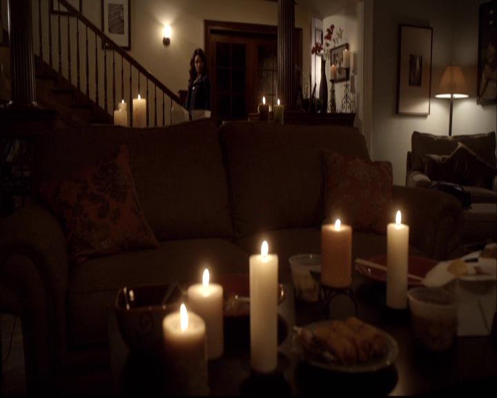VampireDiariesWorld-dot-org_2x15TheDinnerParty1008.jpg