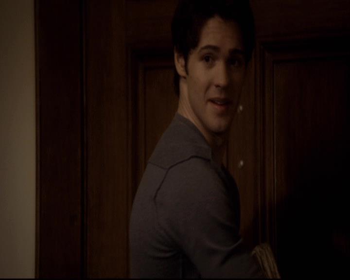 VampireDiariesWorld-dot-org_2x15TheDinnerParty1010.jpg