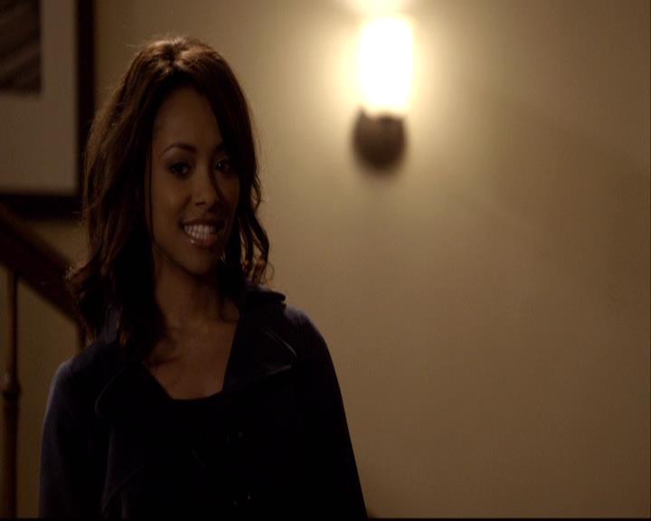 VampireDiariesWorld-dot-org_2x15TheDinnerParty1013.jpg