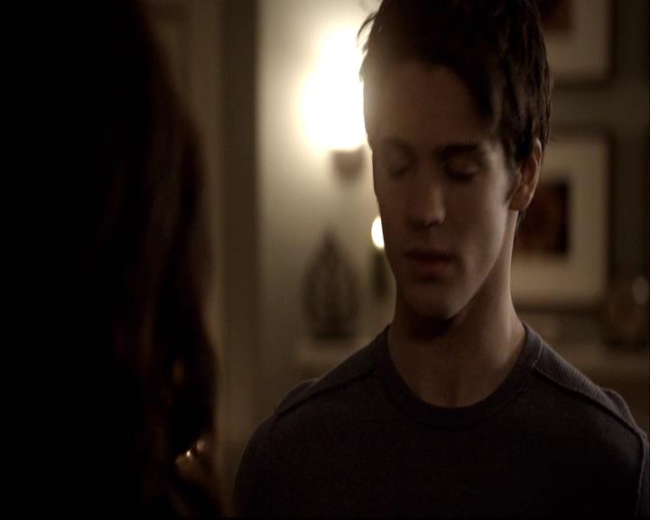 VampireDiariesWorld-dot-org_2x15TheDinnerParty1020.jpg