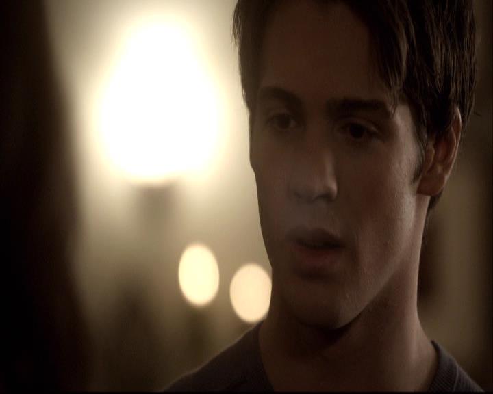 VampireDiariesWorld-dot-org_2x15TheDinnerParty1026.jpg