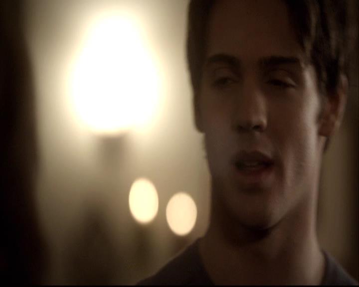VampireDiariesWorld-dot-org_2x15TheDinnerParty1027.jpg