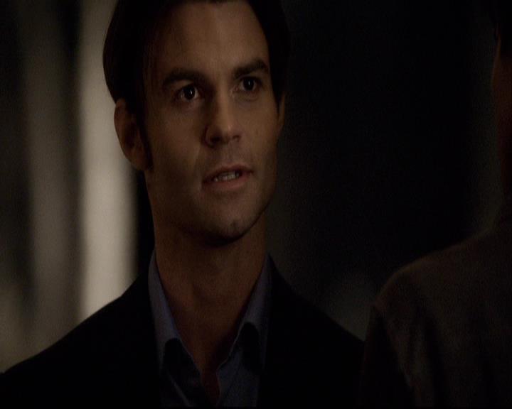 VampireDiariesWorld-dot-org_2x15TheDinnerParty1086.jpg