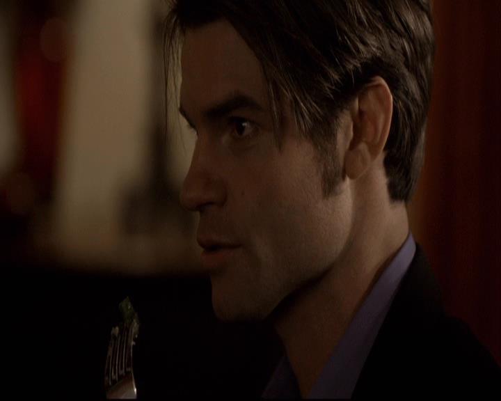 VampireDiariesWorld-dot-org_2x15TheDinnerParty1115.jpg
