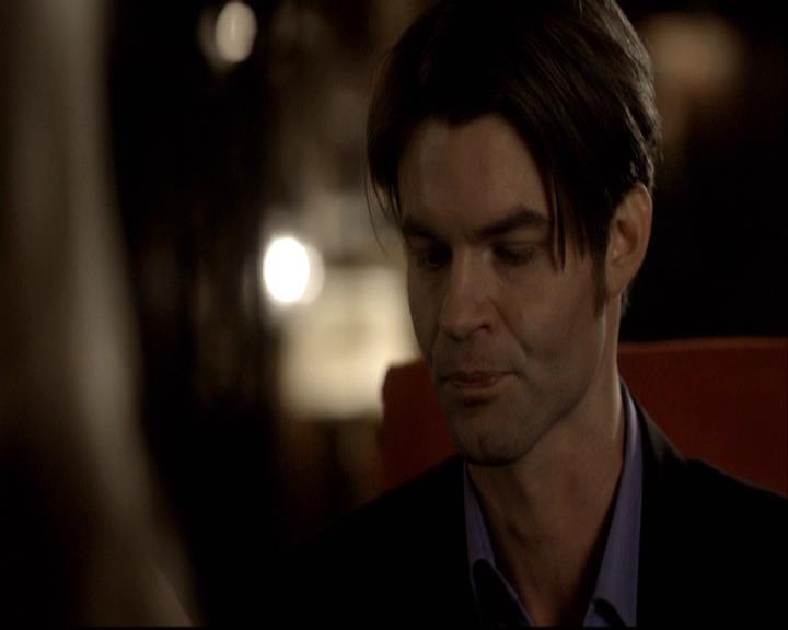 VampireDiariesWorld-dot-org_2x15TheDinnerParty1126.jpg