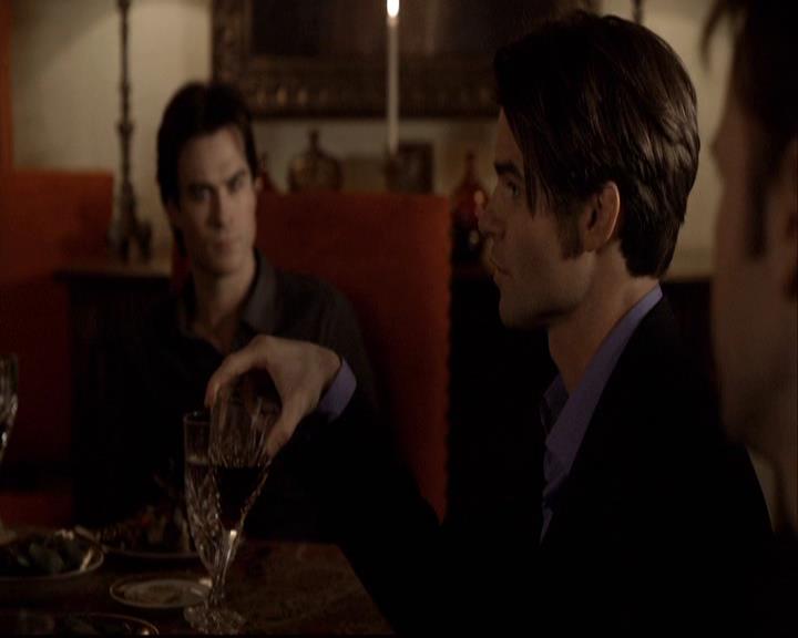 VampireDiariesWorld-dot-org_2x15TheDinnerParty1132.jpg