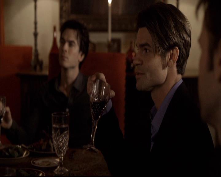 VampireDiariesWorld-dot-org_2x15TheDinnerParty1133.jpg
