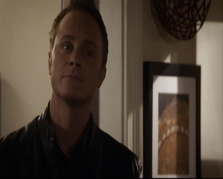 VampireDiariesWorld-dot-org_2x15TheDinnerParty2048.jpg