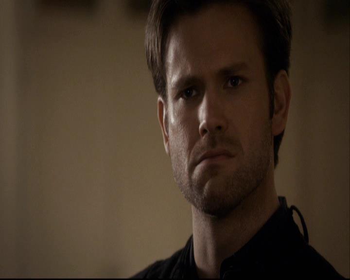 VampireDiariesWorld-dot-org_2x15TheDinnerParty2056.jpg