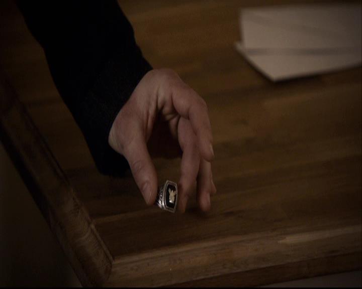 VampireDiariesWorld-dot-org_2x15TheDinnerParty2064.jpg
