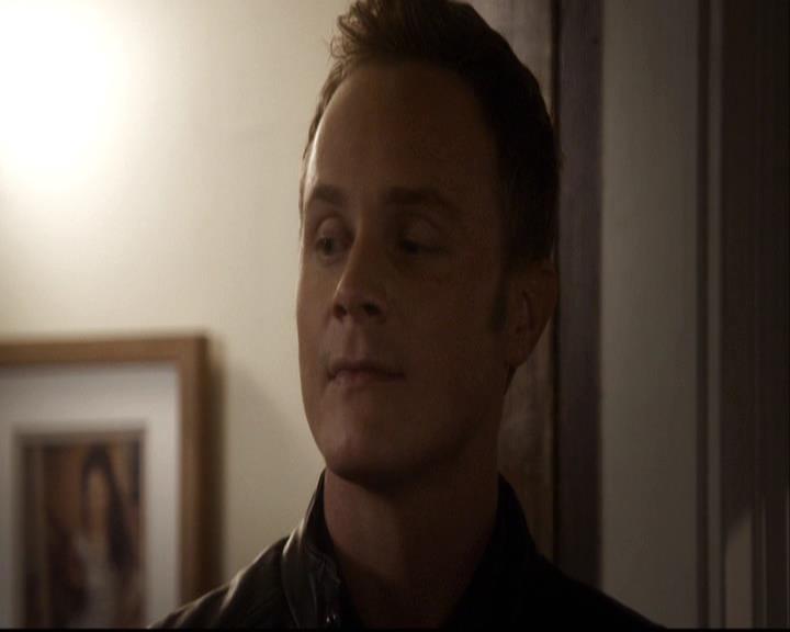VampireDiariesWorld-dot-org_2x15TheDinnerParty2081.jpg
