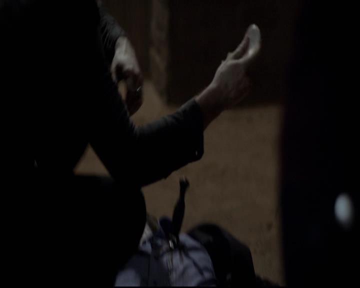 VampireDiariesWorld-dot-org_2x15TheDinnerParty2091.jpg