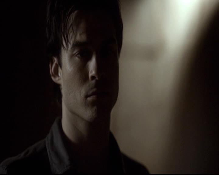 VampireDiariesWorld-dot-org_2x15TheDinnerParty2123.jpg