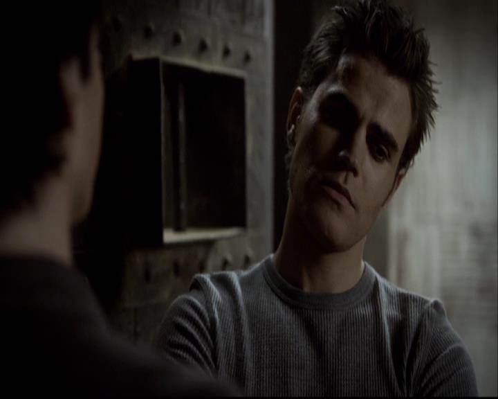 VampireDiariesWorld-dot-org_2x15TheDinnerParty2138.jpg