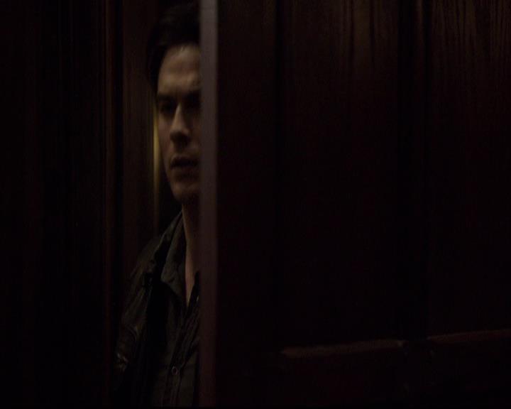VampireDiariesWorld-dot-org_2x15TheDinnerParty2211.jpg