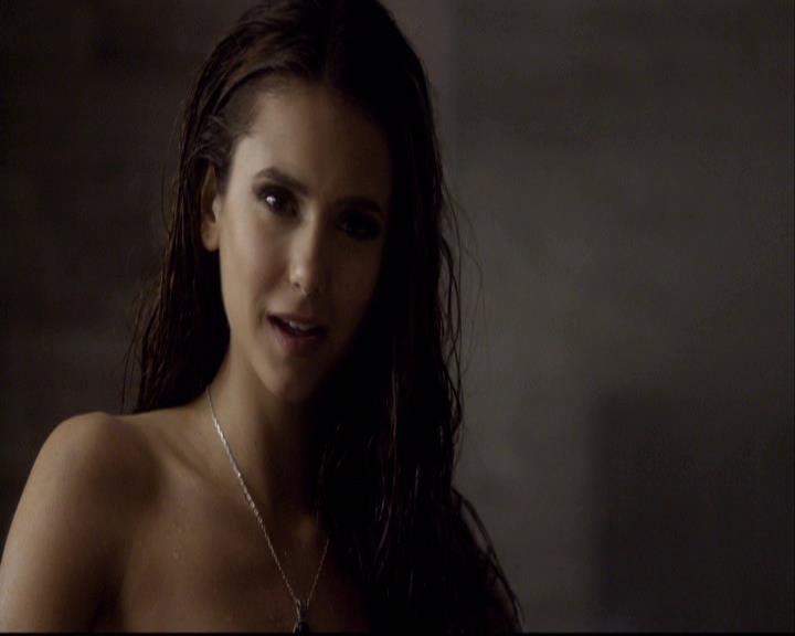 VampireDiariesWorld-dot-org_2x15TheDinnerParty2237.jpg