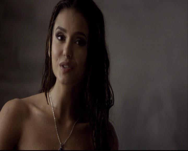 VampireDiariesWorld-dot-org_2x15TheDinnerParty2246.jpg