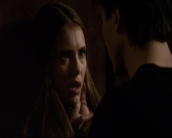 VampireDiariesWorld-dot-org_2x16TheHouseGuest0042.jpg