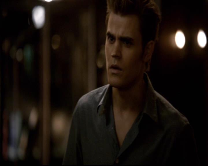 VampireDiariesWorld-dot-org_2x16TheHouseGuest0047.jpg