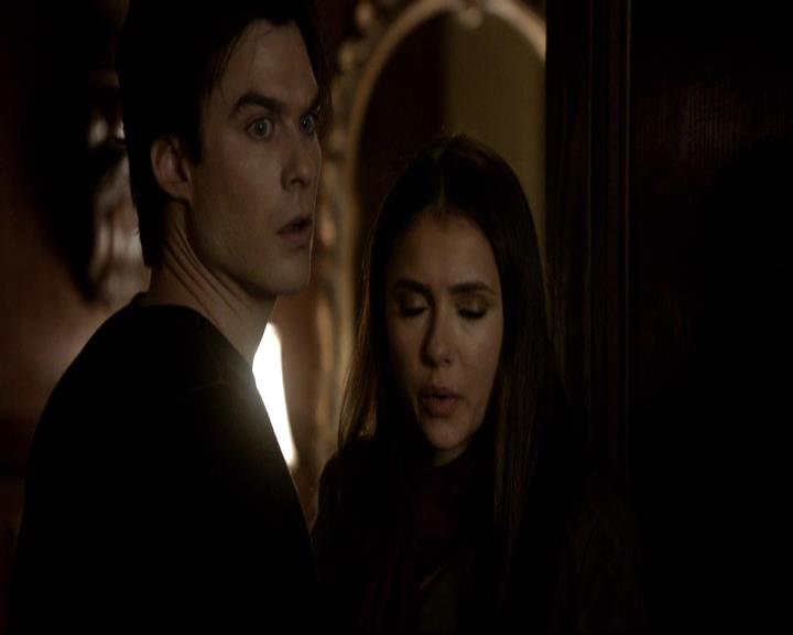 VampireDiariesWorld-dot-org_2x16TheHouseGuest0049.jpg