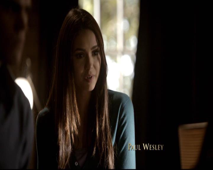 VampireDiariesWorld-dot-org_2x16TheHouseGuest0101.jpg