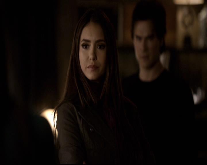VampireDiariesWorld-dot-org_2x16TheHouseGuest0117.jpg
