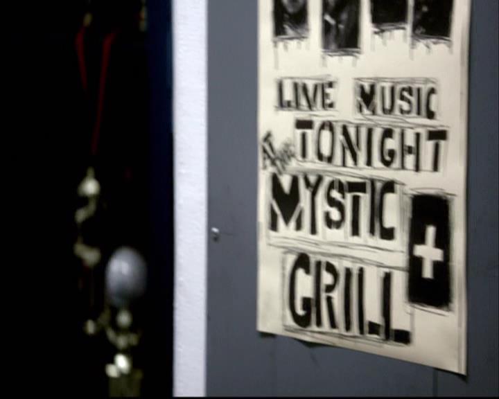 VampireDiariesWorld-dot-org_2x16TheHouseGuest0120.jpg