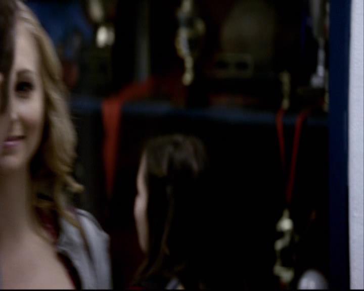 VampireDiariesWorld-dot-org_2x16TheHouseGuest0121.jpg