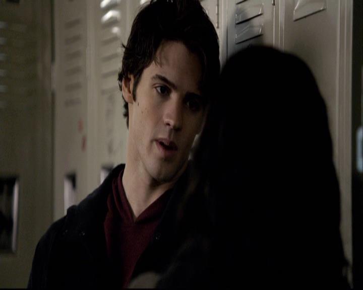 VampireDiariesWorld-dot-org_2x16TheHouseGuest0317.jpg