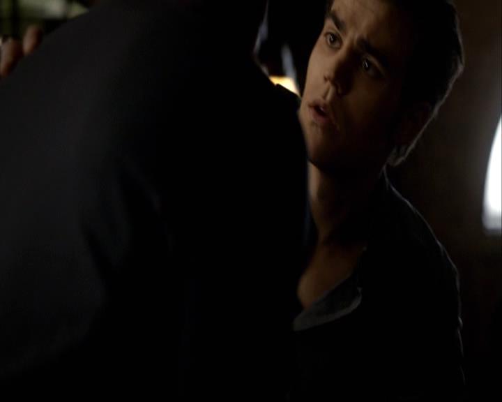 VampireDiariesWorld-dot-org_2x16TheHouseGuest0428.jpg