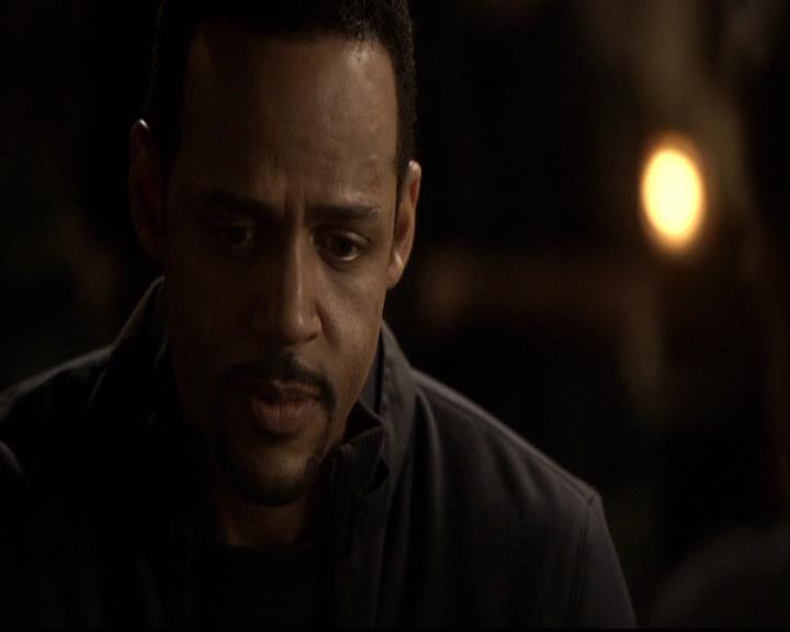 VampireDiariesWorld-dot-org_2x16TheHouseGuest0446.jpg