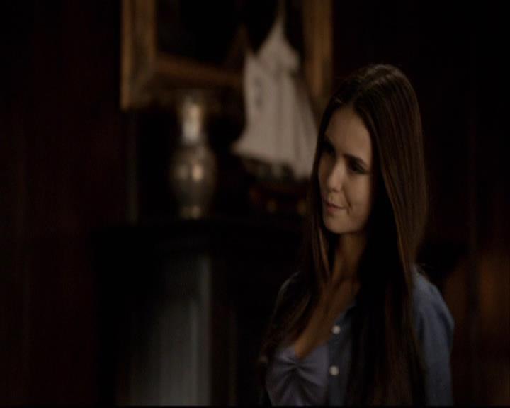 VampireDiariesWorld-dot-org_2x16TheHouseGuest0460.jpg