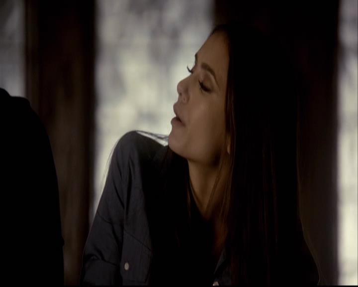 VampireDiariesWorld-dot-org_2x16TheHouseGuest0468.jpg