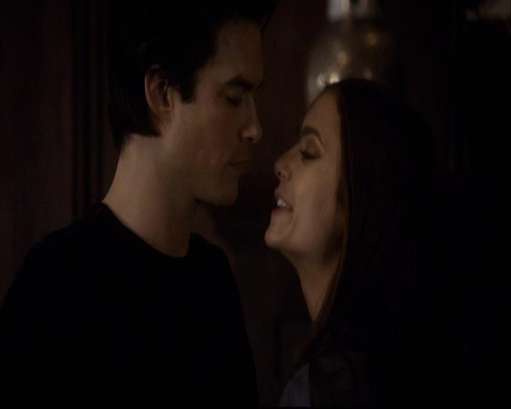 VampireDiariesWorld-dot-org_2x16TheHouseGuest0489.jpg
