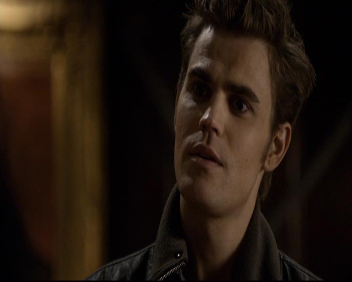 VampireDiariesWorld-dot-org_2x16TheHouseGuest0532.jpg