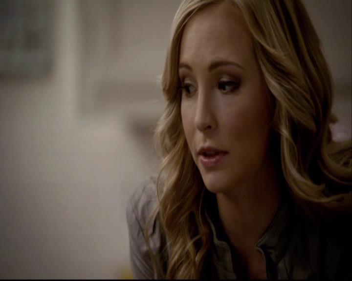 VampireDiariesWorld-dot-org_2x16TheHouseGuest0588.jpg