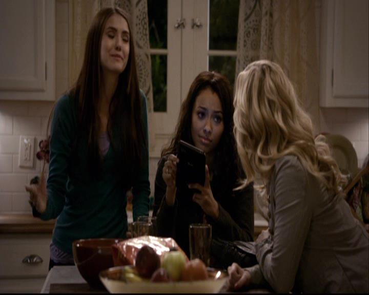 VampireDiariesWorld-dot-org_2x16TheHouseGuest0592.jpg