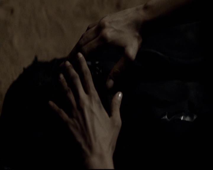 VampireDiariesWorld-dot-org_2x16TheHouseGuest0873.jpg
