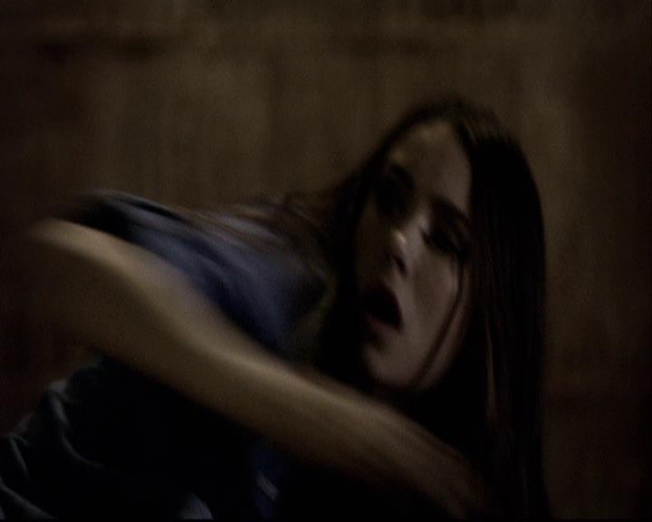 VampireDiariesWorld-dot-org_2x16TheHouseGuest0883.jpg